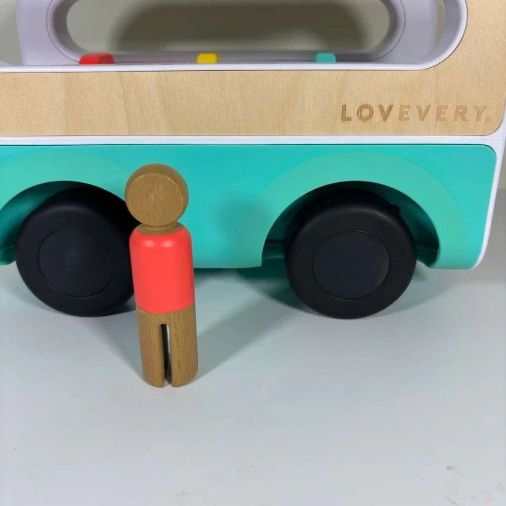 Lovevery Wheel Around Town Bus Durable Bus One Peg‎ Person Included